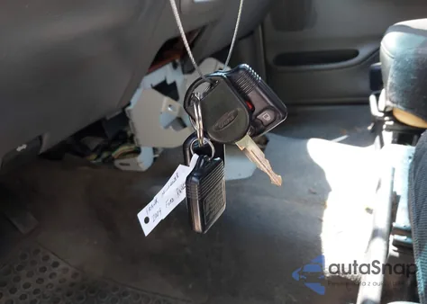 2009 Ford Ranger Fx4 Off-Road/Sport/Xlt from USA, damaged, VIN 1FTZR45E69PA44548